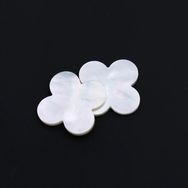 Natural White MOP Clover Stone